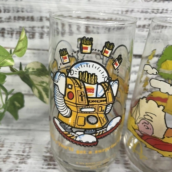 Vintage Peanuts McDonald’s Burger King Camp Snoopy Wizard Fries Glasses Set of 2 - Picture 3 of 11